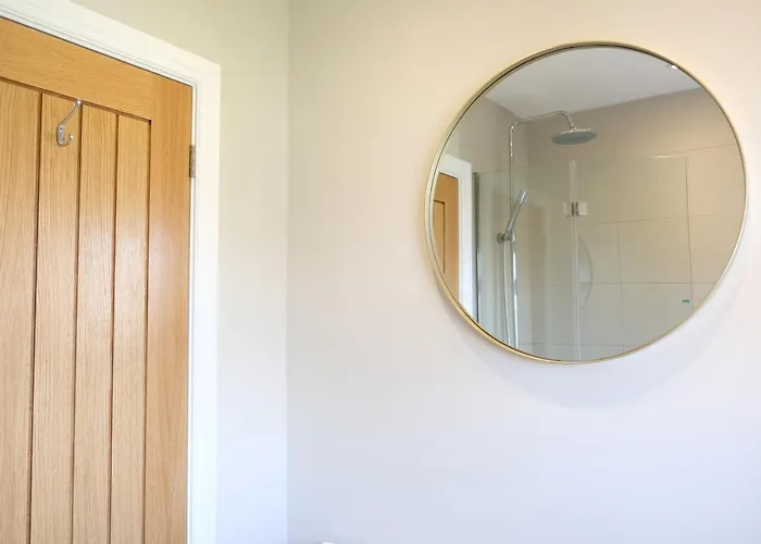 Chaloners, Free Parking, Large Garden, Close To Races & Centre * York